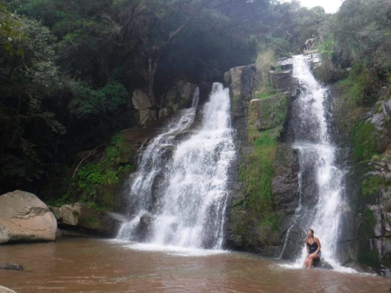 sempre tem lugar novo pra conhecer. Mais uma cachoeira linda e de